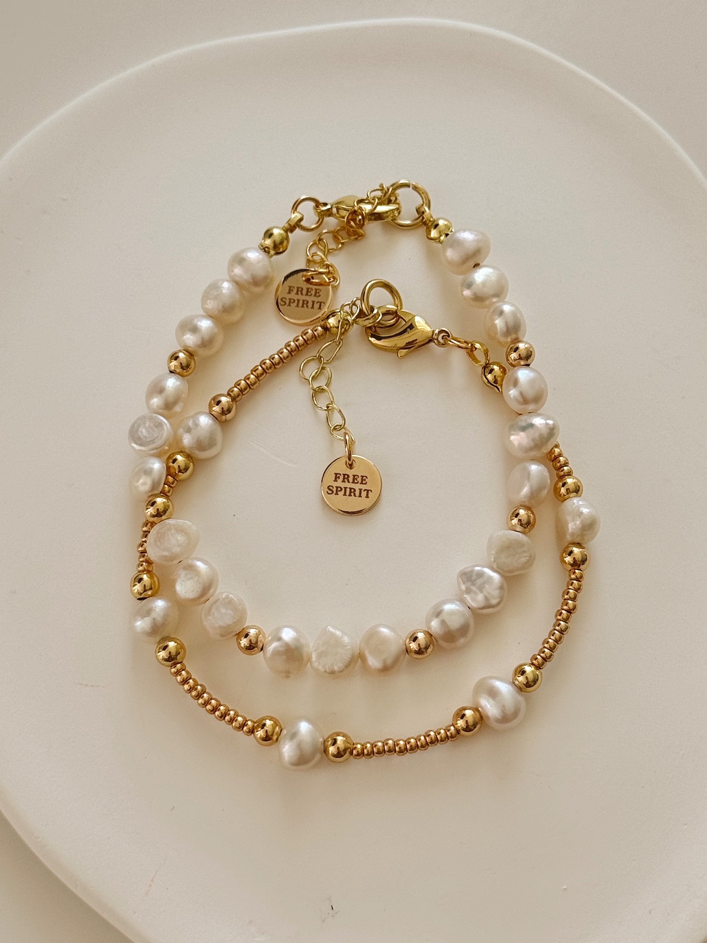 Dewdrop Essence - set of two bracelets image 0